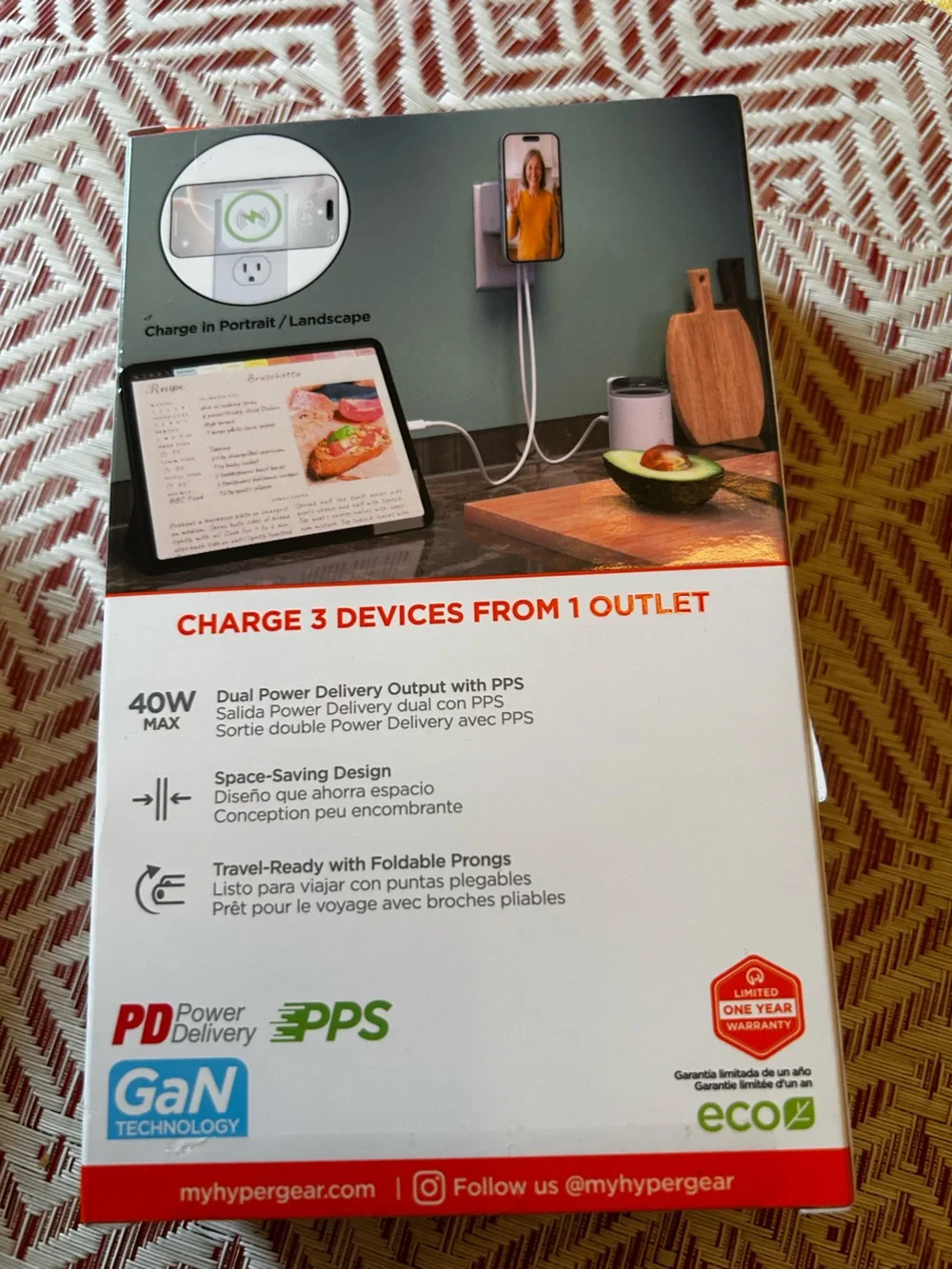 HyperGear MaxCharge White 3-in-1 Magnetic Wireless Wall Charger USB C GaN